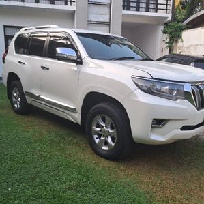 Toyota Land Cruiser Prado 150 TX 2012 - Image 3