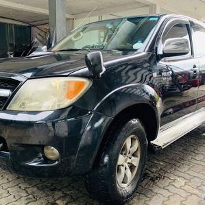Toyota Hilux 4WD 3L 2007 - Image 2