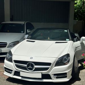 Mercedes Benz SLK 250 Convertible 2014 - Image 2