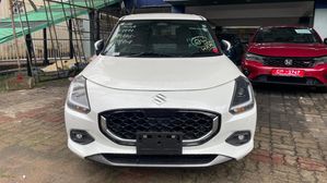 Suzuki Swift rs 2024