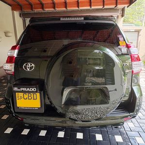 Toyota Land Cruiser Prado 150 TX-L 2015 - Image 3