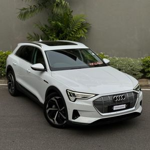 Audi e-tron 50 Quattro Q8 2024 - Image 3