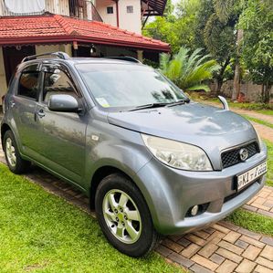 Daihatsu Terios SUV 2007 - Image 2