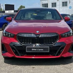 BMW 520i M Sport 2025 - Image 2