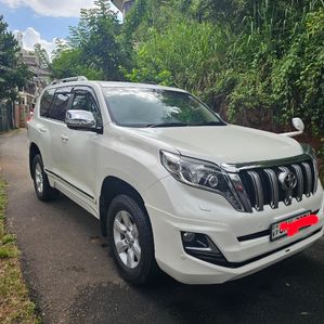 Toyota Land Cruiser Prado 2015 - Image 2