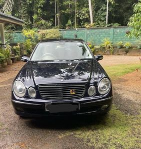 Mercedes Benz E200 2003