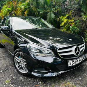 Mercedes Benz E220 2014 - Image 2