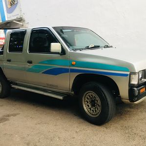 Nissan Double cab D21 1996 - Image 2