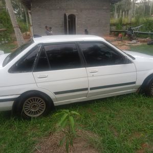 Toyota Corolla 1984 - Image 2