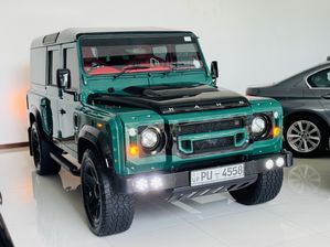 Land Rover Defender Khan 110 2.2 1ST own 2015