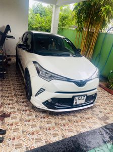 Toyota CHR NGX50 2018