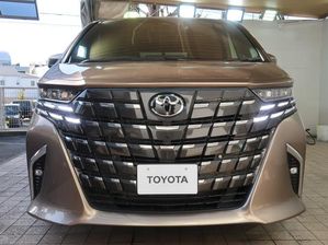 Toyota Alphard Z 2024