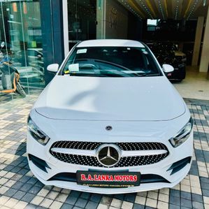 Mercedes Benz A180 AMG 1.3L 2023 - Image 3
