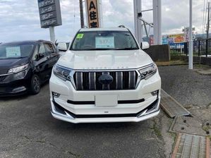 Toyota Land Cruiser Prado 2023