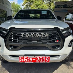 Toyota Hilux ROCCO GR SPORT 2024 - Image 3