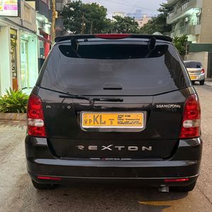 Ssang Yong Rexton 2009 - Image 2