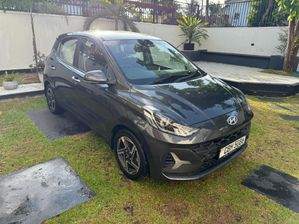 Hyundai Grand i10 2024