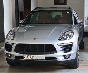 Porsche Macan 2015