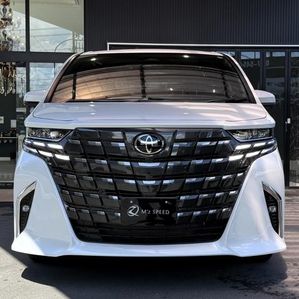 Toyota Alphard Z 2024 - Image 3