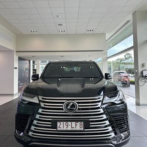 Lexus LX600 SUV 5 2024 - Image 2