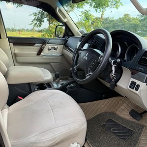 Mitsubishi Montero 2013 - Image 3