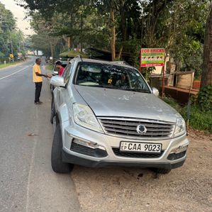 Ssang Yong Rexton 2014 - Image 2