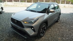 Toyota Yaris Cross L Pre 2 Tone 2025