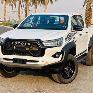 Toyota Hilux GR Sport New 2.8L 2024 - Image 2