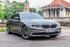 BMW 530i Straight Petrol 2017