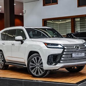 Lexus LX500d LUXURY 2024 - Image 2