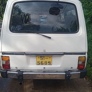 Nissan VYG 1986 - Image 3