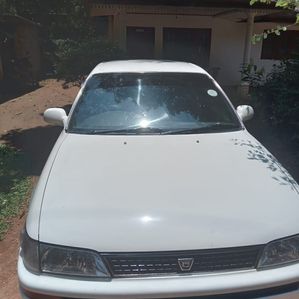 Toyota Corolla 1992 - Image 2