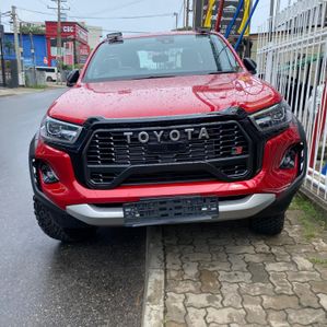 Toyota Hilux GR sport 2024 - Image 2