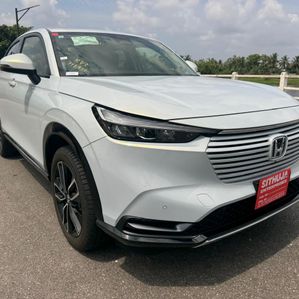 Honda Vezel Z Premium Plus Edit 2024 - Image 3