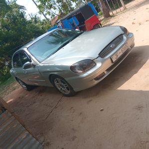 Hyundai Sonata SE 2000 - Image 3