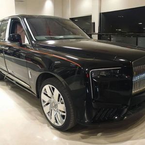 Rolls-Royce Cullinan 2025 - Image 2