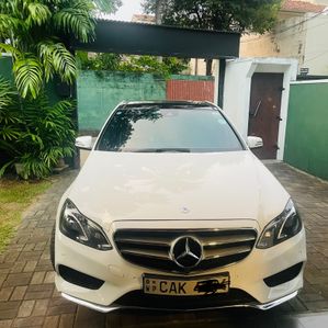 Mercedes Benz E300 Fully Loaded 2015 - Image 2
