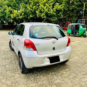 Toyota Vitz 2008 - Image 3
