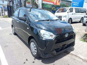 Daihatsu Mira Es 2023