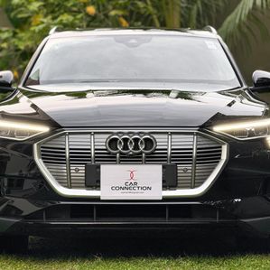 Audi e-tron Q8 2024 - Image 3
