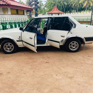 Toyota Corona 1983 - Image 2