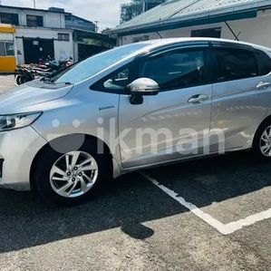Honda Fit GP5 L Grade 2014 - Image 2