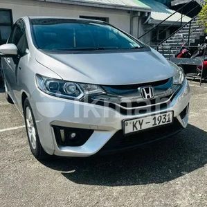 Honda Fit GP5 L Grade 2014 - Image 3