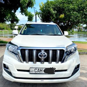 Toyota Land Cruiser Prado TRJ 150 TX 2015 - Image 2