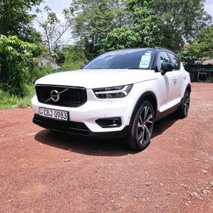Volvo XC40 2019 - Image 2