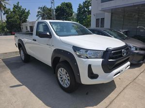 Toyota Hilux Single cab 2025