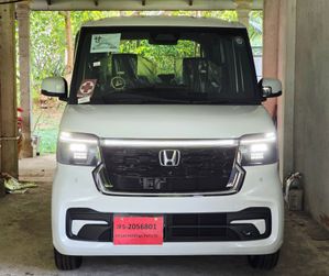 Honda N-Box Custom Turbo 2025