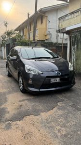 Toyota Aqua 2011