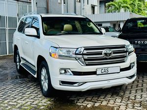 Toyota Land Cruiser Sahara VX V8 Limited Diesel 2016