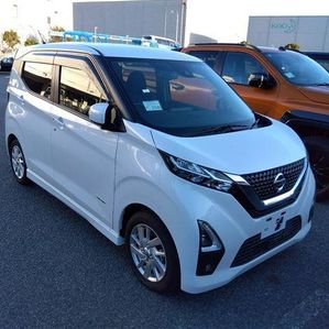 Nissan Dayz Highway Star X 2023 - Image 3
